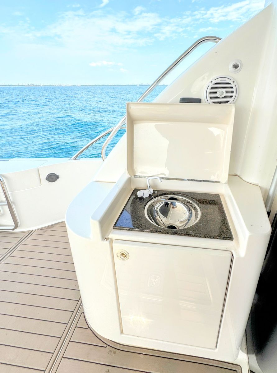 2005 Neptunus 62 