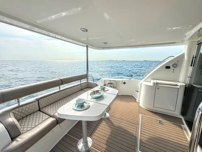 Aviana Joli Yacht Photos Pics 