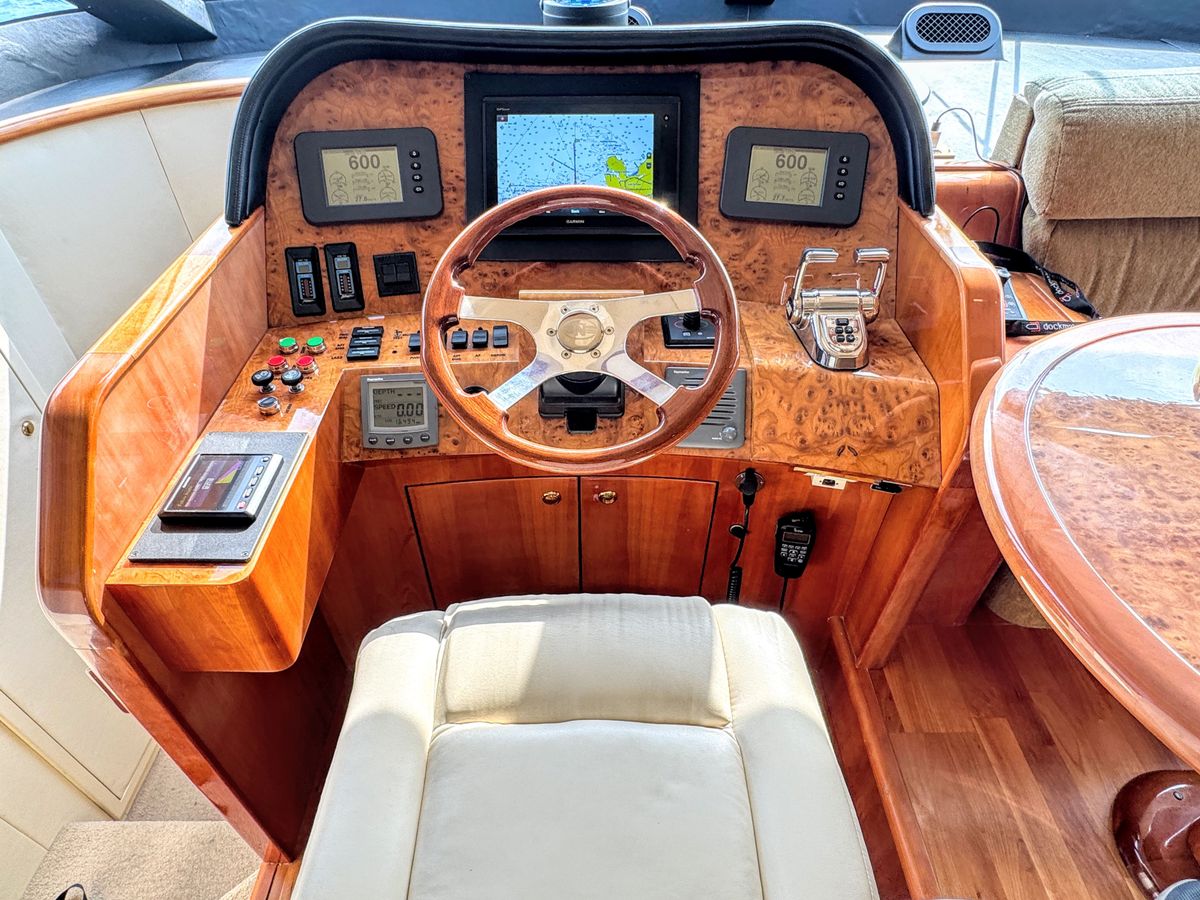 2005 Neptunus 62 