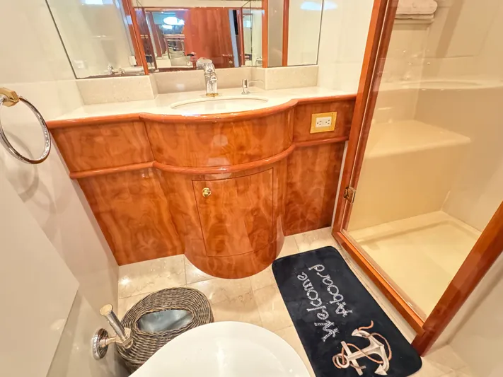 Aviana Joli Yacht Photos Pics 