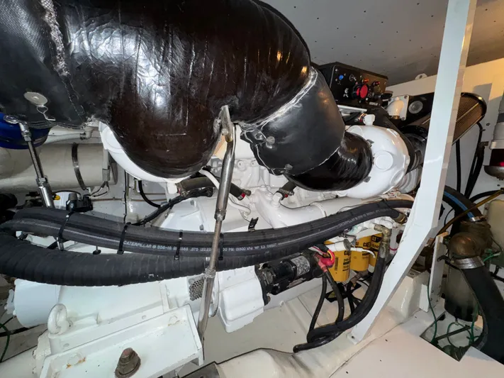 Aviana Joli Yacht Photos Pics 