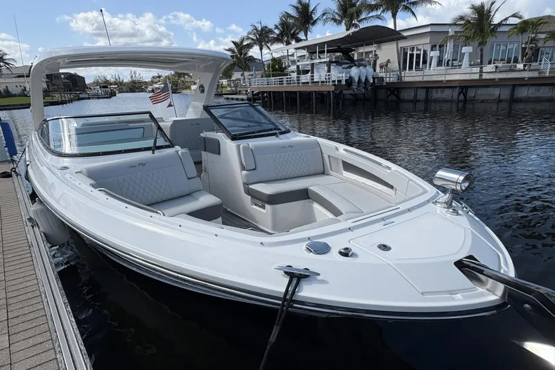 Cheers! Yacht Photos Pics 