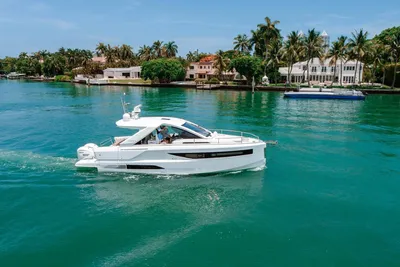 2025 Jeanneau DB 37 OB