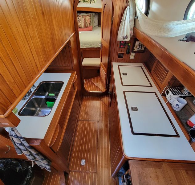 1987 Ta Chiao CT 42 Mermaid Ketch