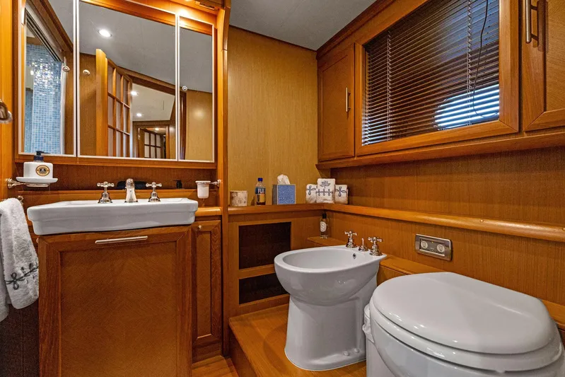 Cetacea Yacht Photos Pics 