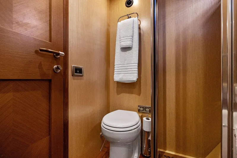 Cetacea Yacht Photos Pics 