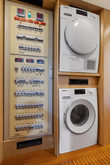 Cetacea Yacht Photos Pics 