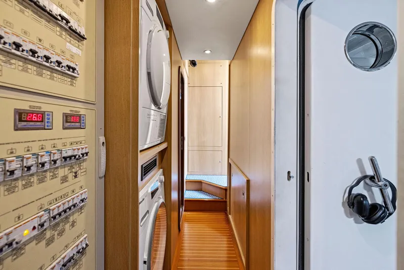 Cetacea Yacht Photos Pics 