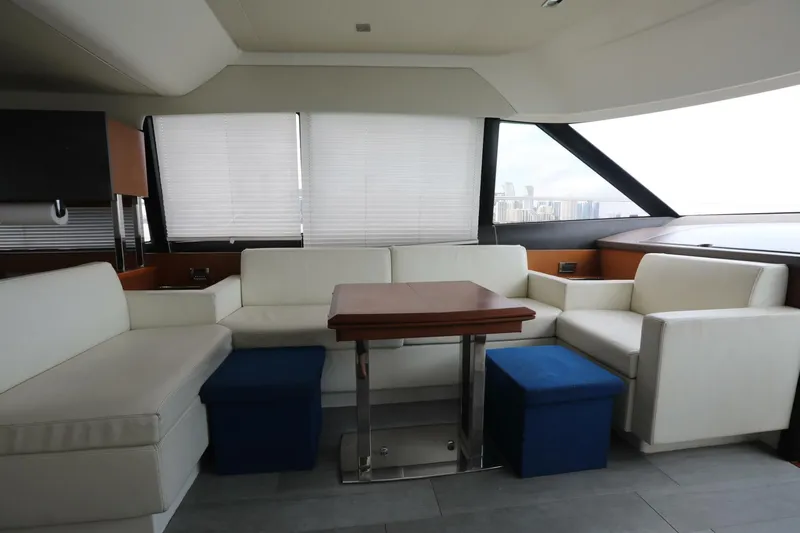 Rebus Yacht Photos Pics 2015 Prestige 550 Fly - Image 33