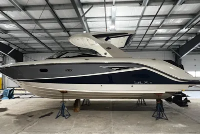 Sea Ray 310 SLX
