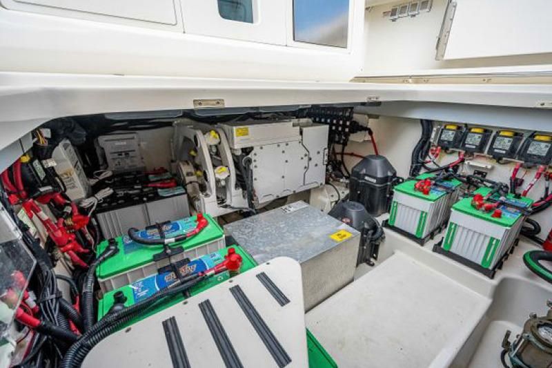 2020 Boston Whaler 42 