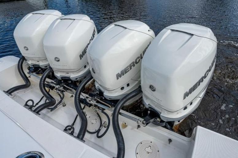 2020 Boston Whaler 42 