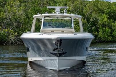 2020 Boston Whaler 42 