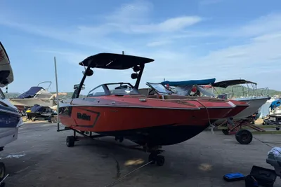 2021 Malibu Wakesetter 24 MXZ