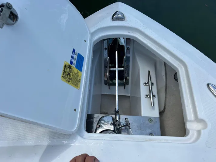  Yacht Photos Pics 2022 Pursuit 266 Dc - Image 14