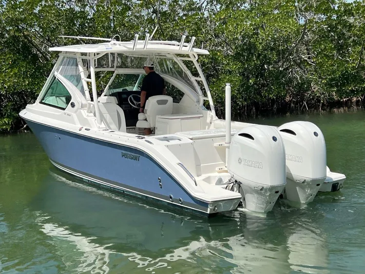  Yacht Photos Pics 2022 Pursuit 266 Dc - Image 7