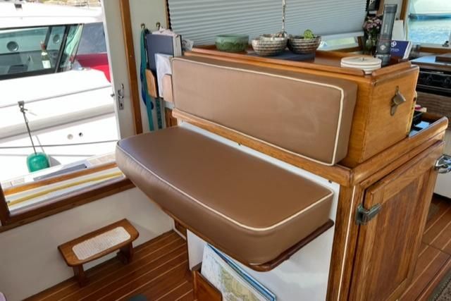 1996-38-duffy-wilbur-flybridge-cruiser