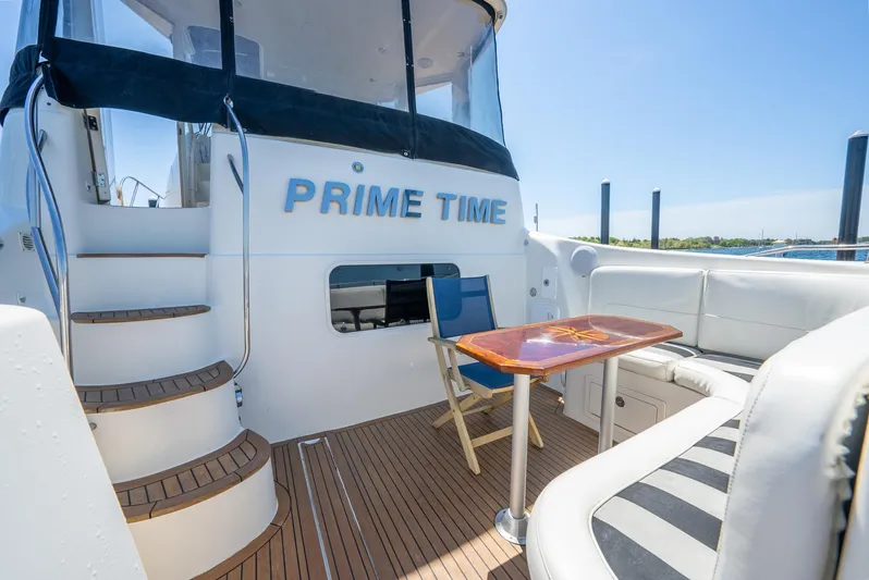 Prime Time Yacht Photos Pics 