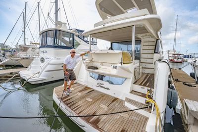 Yacht