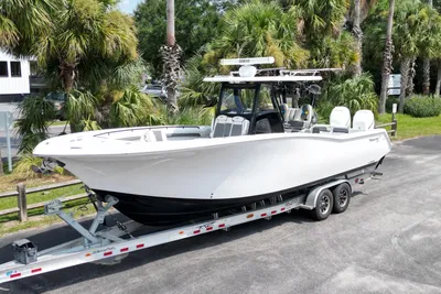Tidewater 320 CC Adventure