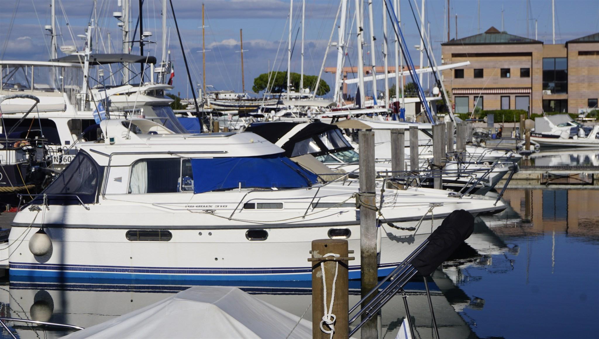 1999 Nimbus 310 Coupe