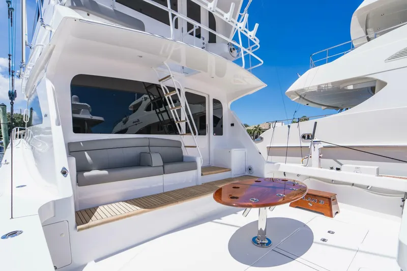 Plan B Yacht Photos Pics 