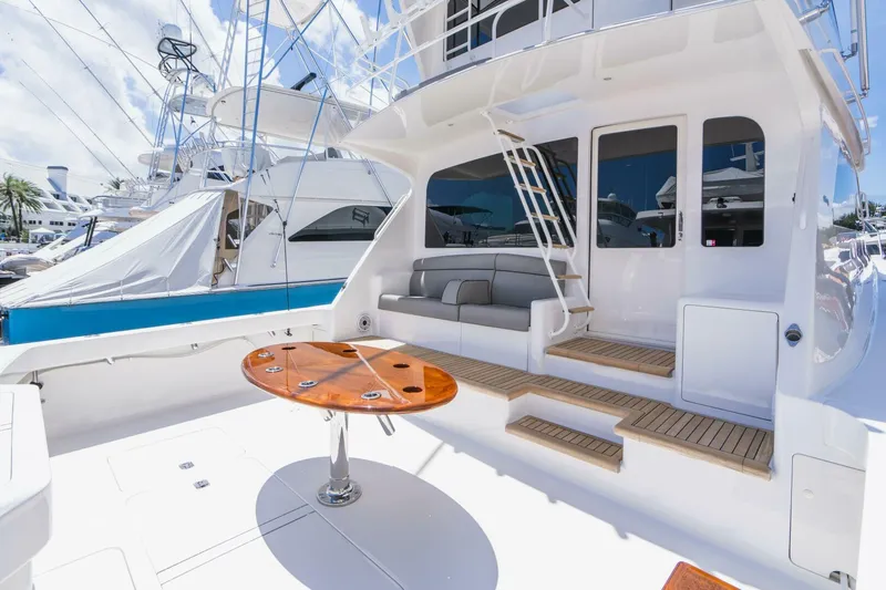 Plan B Yacht Photos Pics 