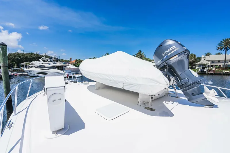 Plan B Yacht Photos Pics 