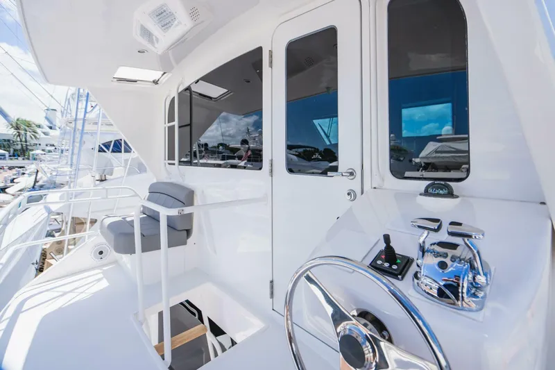 Plan B Yacht Photos Pics 