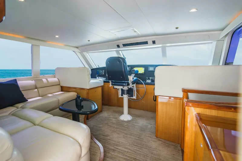 Plan B Yacht Photos Pics 