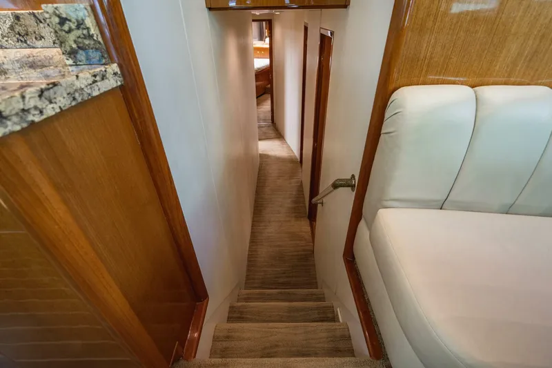 Plan B Yacht Photos Pics 