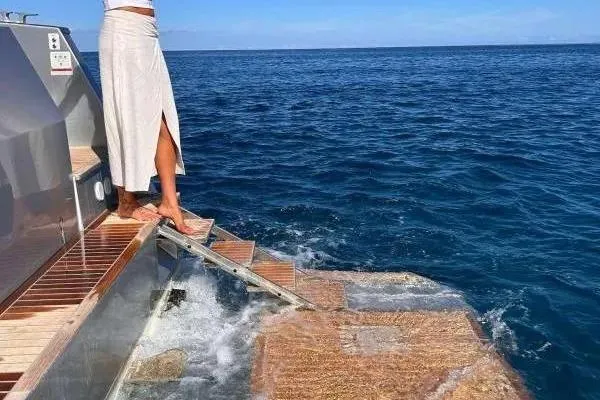 Get Lost Yacht Photos Pics MEDYACHT 52 2019