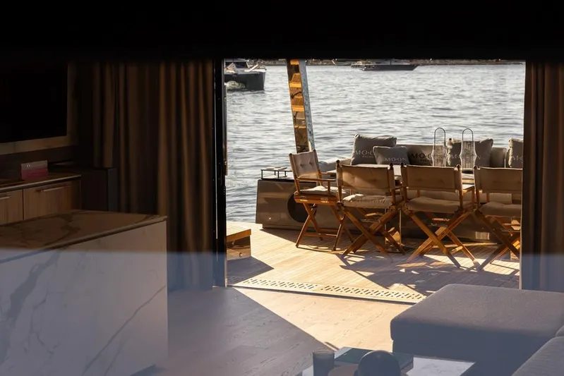 Full Moon Yacht Photos Pics 