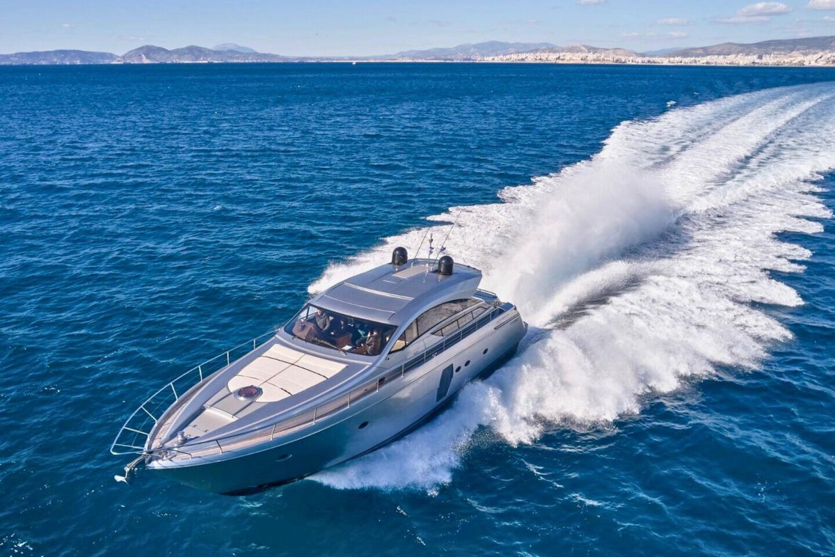 2008 Pershing 65 