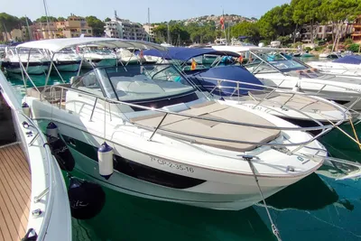 2016 Jeanneau Cap Camarat 10.5