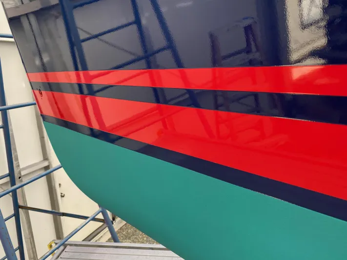 Salt Air Yacht Photos Pics 