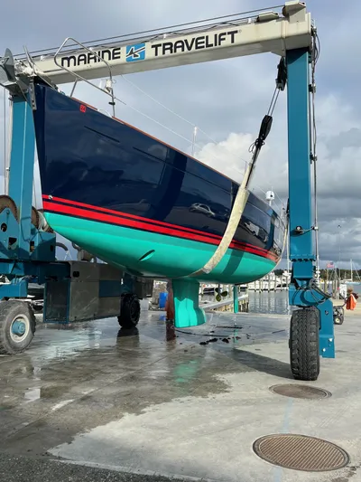 Salt Air Yacht Photos Pics 