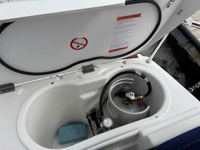 Salt Air Yacht Photos Pics 