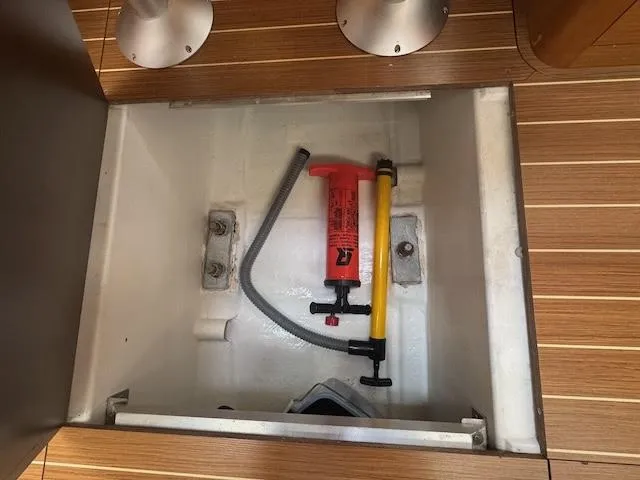 Salt Air Yacht Photos Pics 