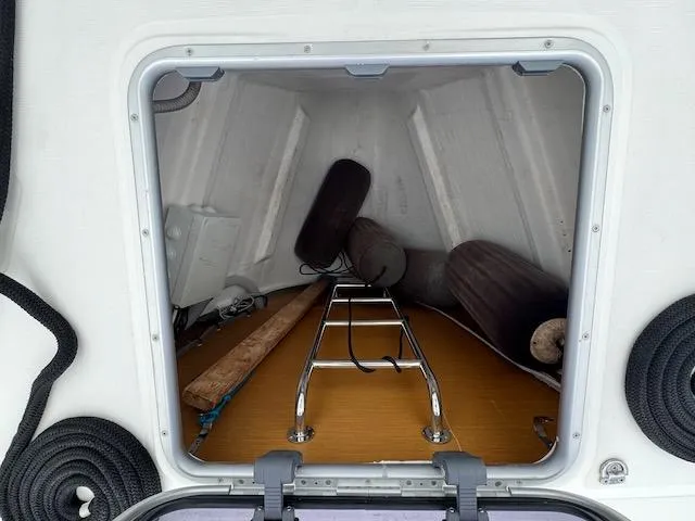 Salt Air Yacht Photos Pics 