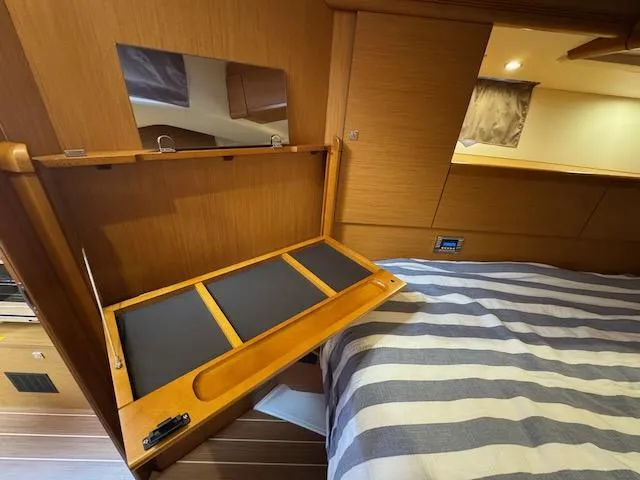 Salt Air Yacht Photos Pics 