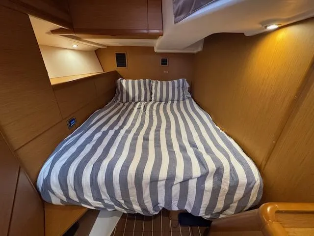 Salt Air Yacht Photos Pics 