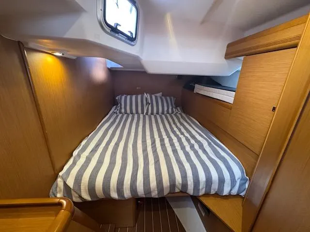 Salt Air Yacht Photos Pics 