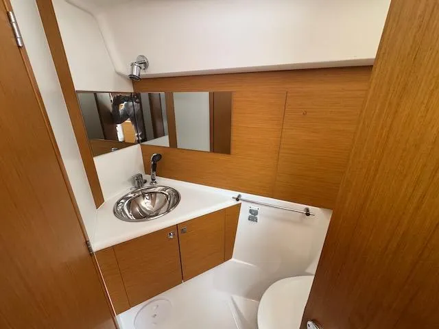 Salt Air Yacht Photos Pics 