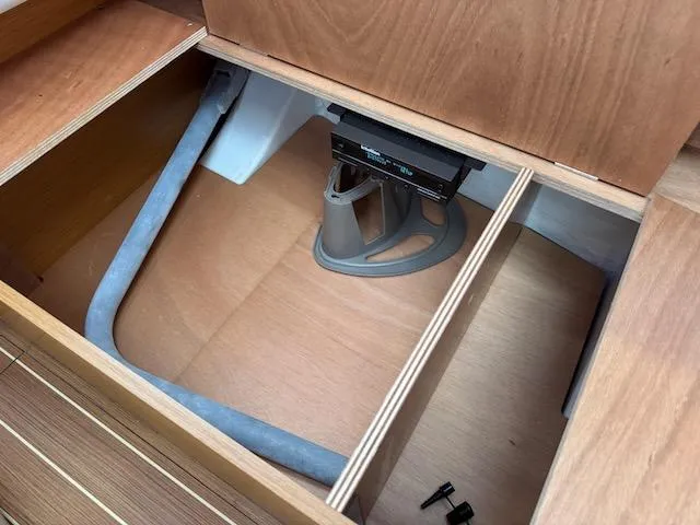 Salt Air Yacht Photos Pics 