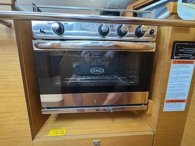 Salt Air Yacht Photos Pics 