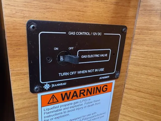 Salt Air Yacht Photos Pics 