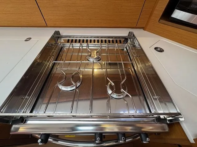 Salt Air Yacht Photos Pics 