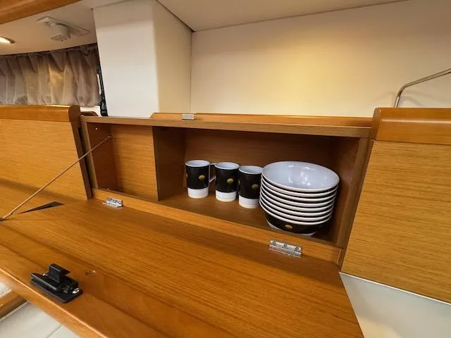 Salt Air Yacht Photos Pics 