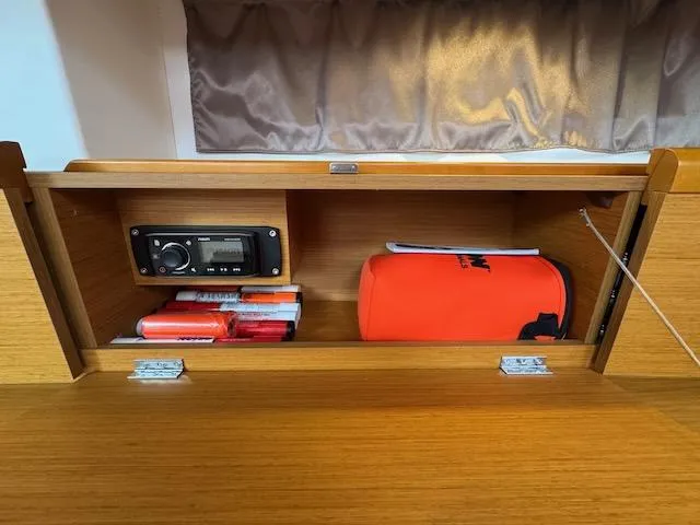 Salt Air Yacht Photos Pics 